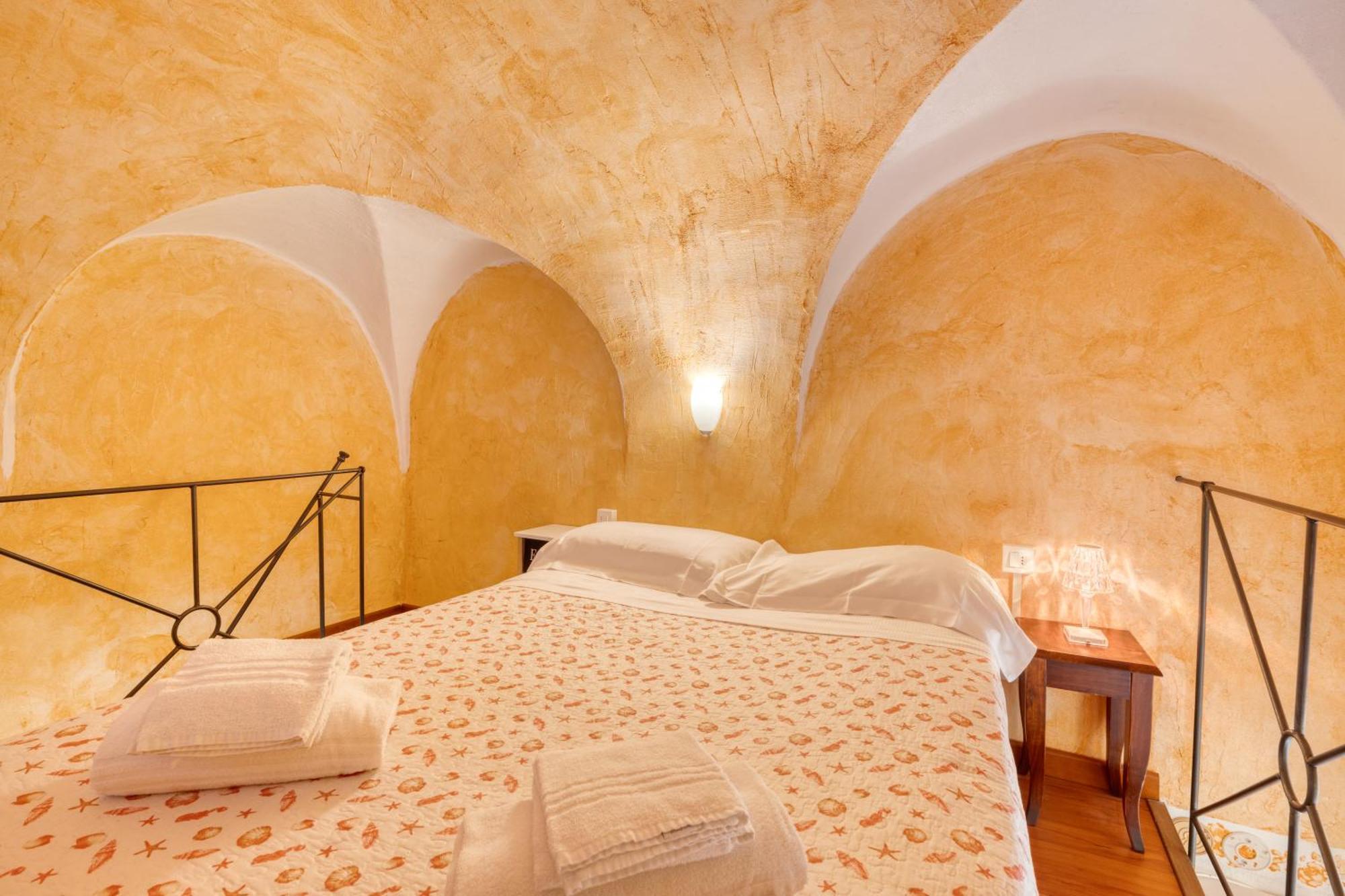 Mini Accommodation In Sanremo Liguria מראה חיצוני תמונה
