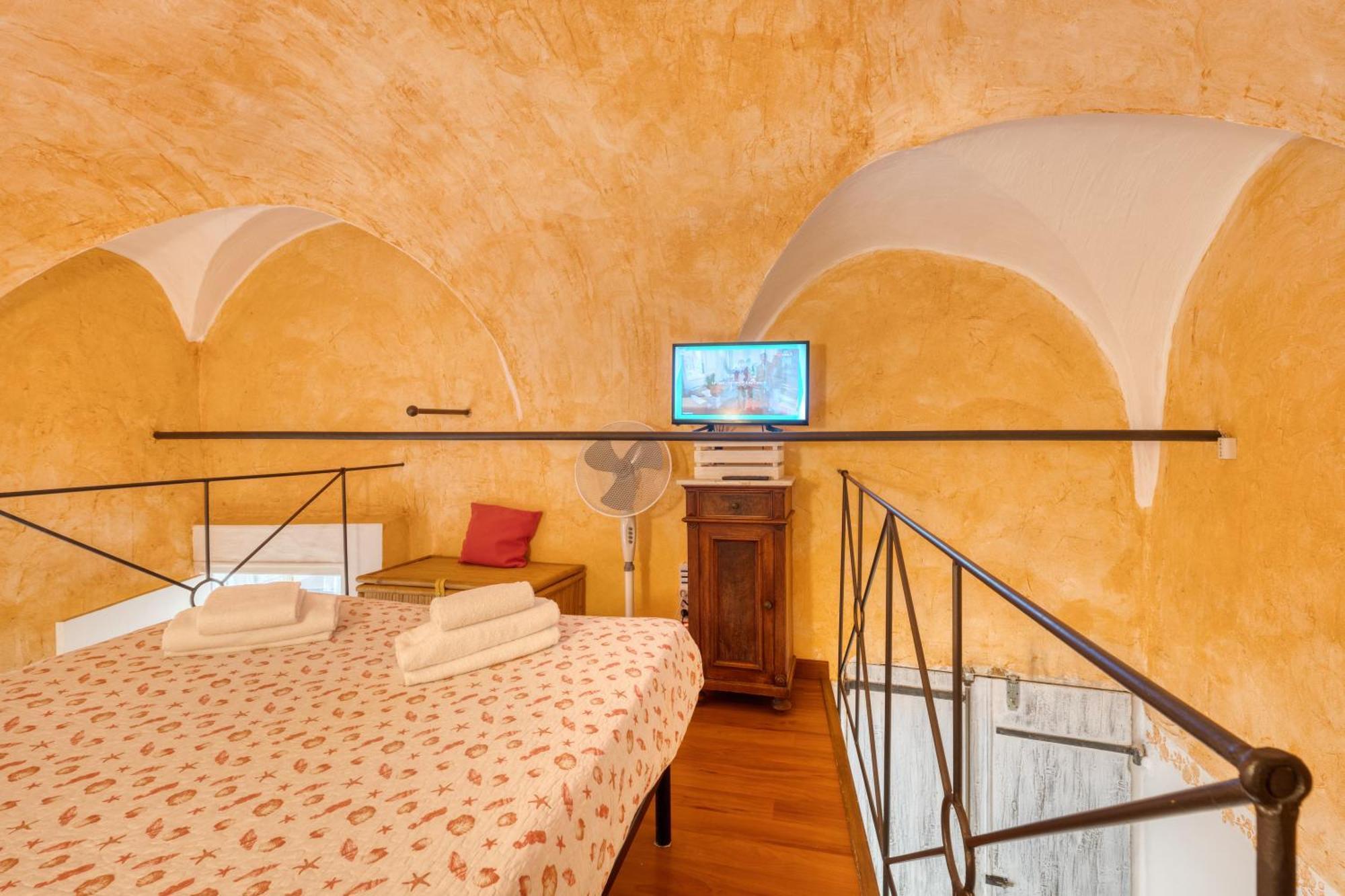 Mini Accommodation In Sanremo Liguria מראה חיצוני תמונה